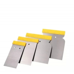 ESPATULA JUEGO 4 PIEZAS LATONERO UYUSTOOLS Ferreteria