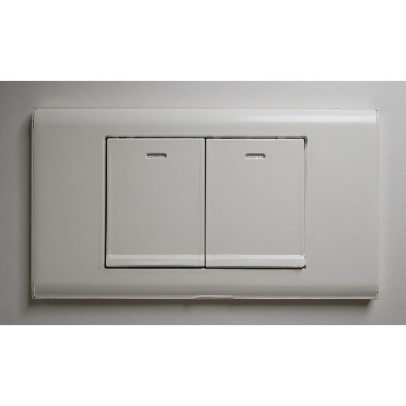 INTERRUPTOR DOBLE 3 WAY 127-250 VOLTIOS 16 AMP LUMISTAR |