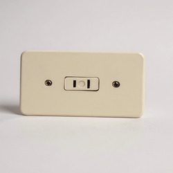 TOMACORRIENTES TOMA INDIVIDUAL PARA EMPOTRAR 110-130 VOLTIOS