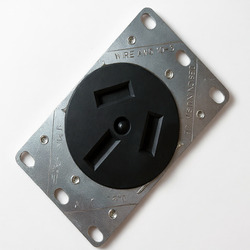 TOMACORRIENTES TOMA TRIFASICA PARA EMPOTRAR 50AMP 125-250V